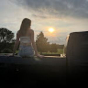 Meet your Posher, Ella